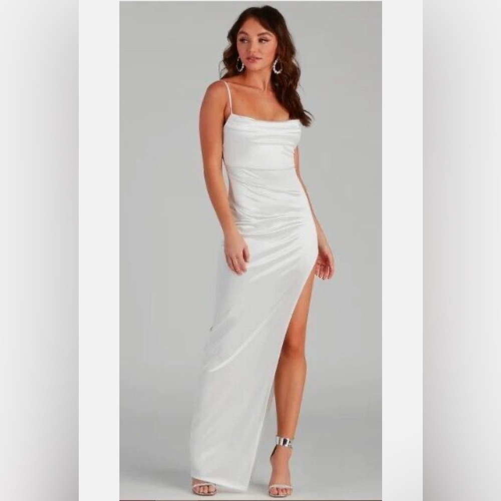 Windsor High Slit Satin Dress White NWT Size XS Prom, Formal, Cocktail